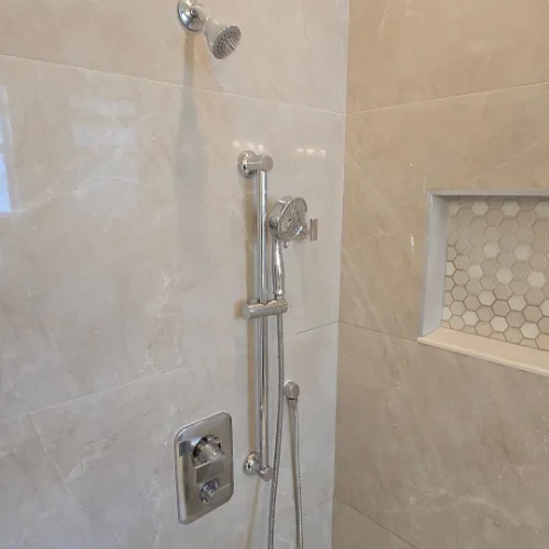 Shower with slide bar